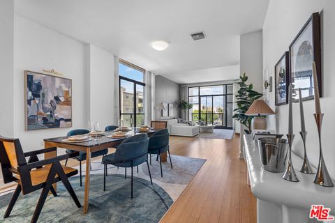 Photo of 3223 W 6th Street #206, Los Angeles, CA 90020 (MLS # 25613377) Photo of 3223 W 6th Street #206, Los Angeles, CA 90020 (MLS # 25613377)