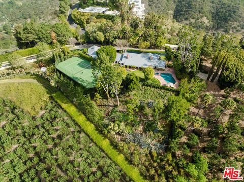 1237 Bel Air Road Los Angeles CA 90077