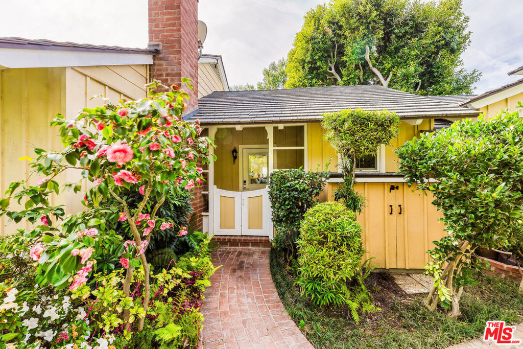 1237 Bel Air Road