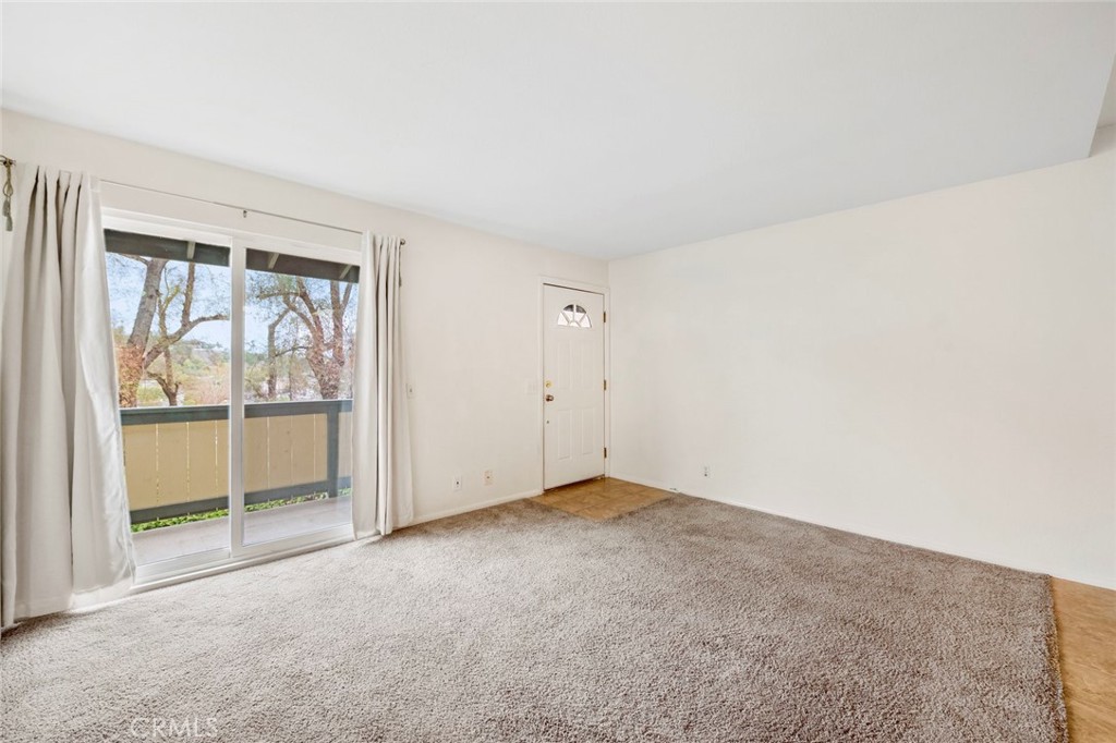 868 E Alvarado 47