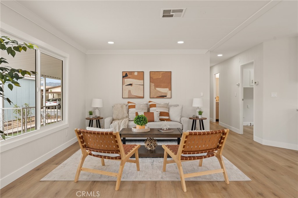1342 Silver Lake Place 85