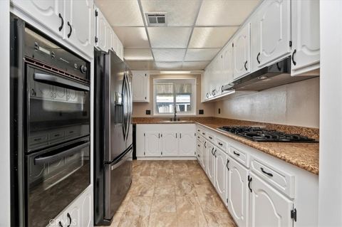 31130 S. General Kearny Road 57 Temecula CA 92591