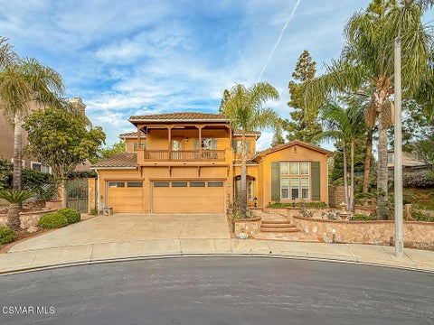 Photo of 290 Culview Court, Simi Valley, CA 93065 (MLS # 226004375)