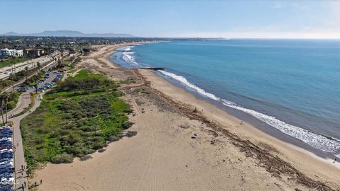 Tiny photo for 809 E Front Street, Ventura, CA 93001 (MLS # V1-34791)