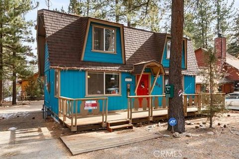 Photo of 964 Michael Avenue, Big Bear City, CA 92314 (MLS # IG25014486)