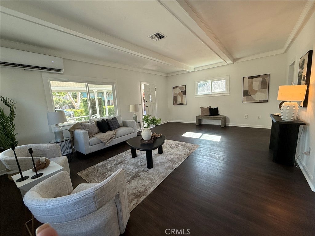 805 Merrett Drive, Pasadena CA 91104