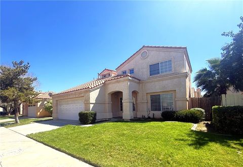 Photo of 2126 Mark Avenue, Palmdale, CA 93550 (MLS # CV26053703)