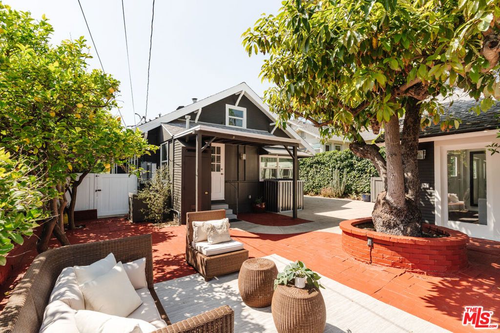 listing image 130724833432426340074