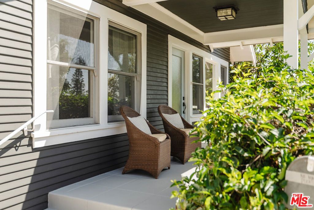 listing image 130726220685957555214