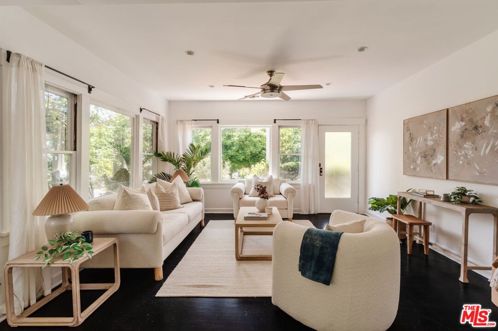 listing image 130729094064158160470