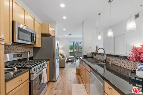 Photo of 6400 Crescent Parkway #113, Playa Vista, CA 90094 (MLS # 26671125)