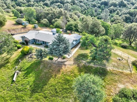 Photo of 3310 Deer Run Rd, Mariposa, CA 95338 (MLS # MP26061844)