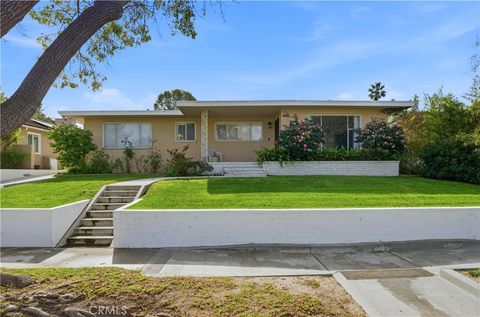 1591 Ramillo Long Beach CA 90815