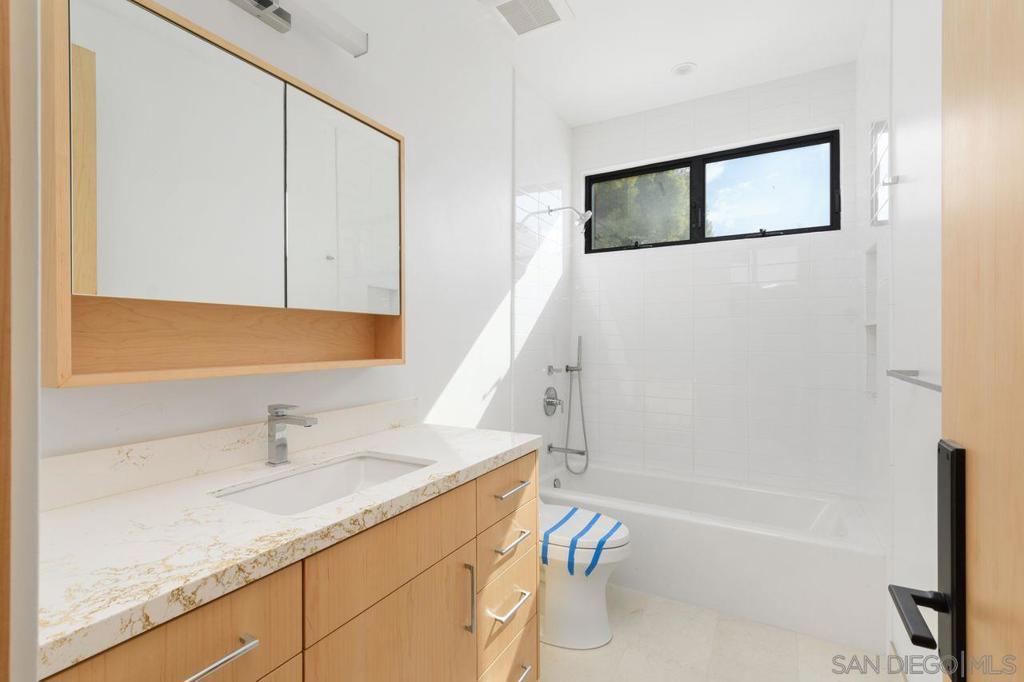 La Jolla - Residential Lease
