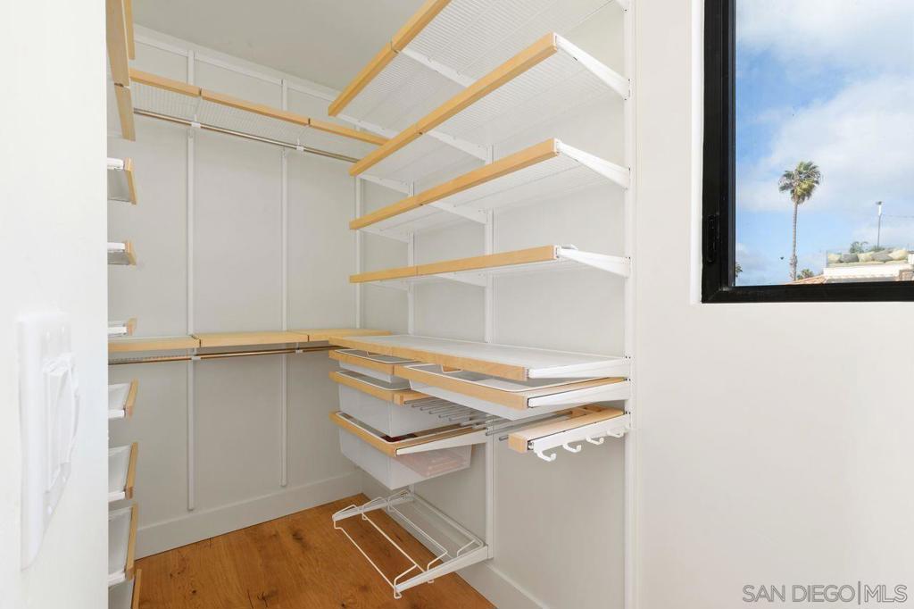 La Jolla - Residential Lease