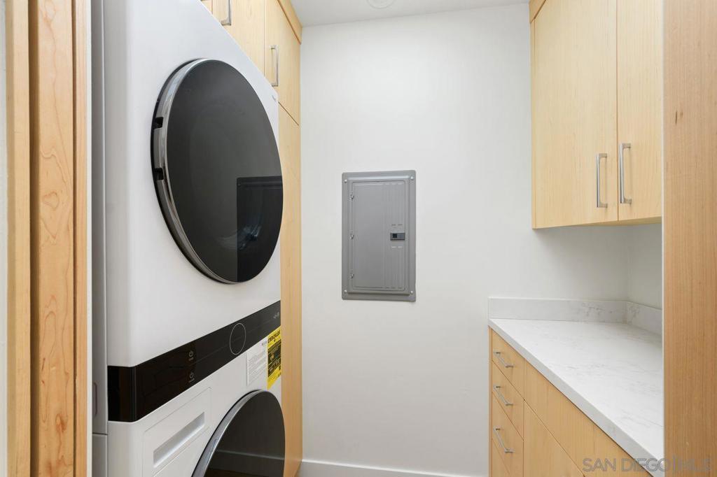 La Jolla - Residential Lease