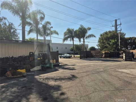 Tiny photo for 6675 Doolittle Ave, Riverside, CA 92503 (MLS # CV26085904)