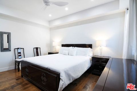 Photo of 2947 Kelton Avenue, Los Angeles, CA 90064 (MLS # 26746595)