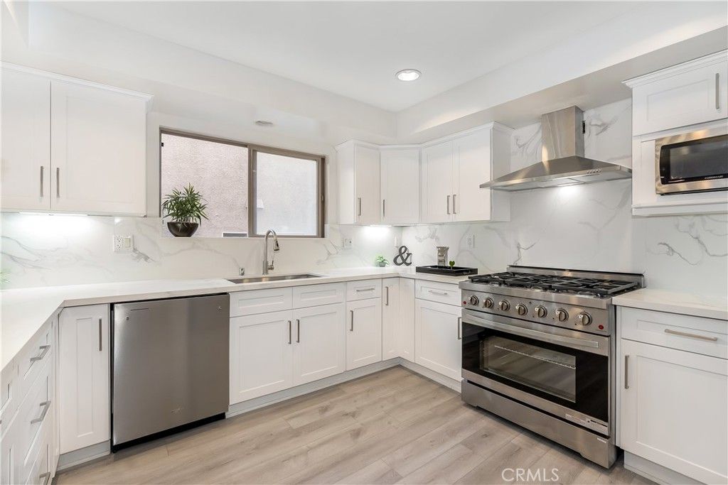 Photo of 1417 S. Westgate Ave #203, Los Angeles, CA 90025 (MLS # OC25195937)