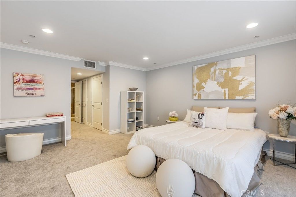 Photo of 1417 S. Westgate Ave #203, Los Angeles, CA 90025 (MLS # OC25195937)