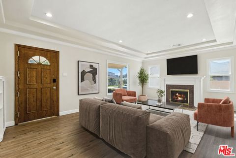 237 W Kelso Street Inglewood CA 90301