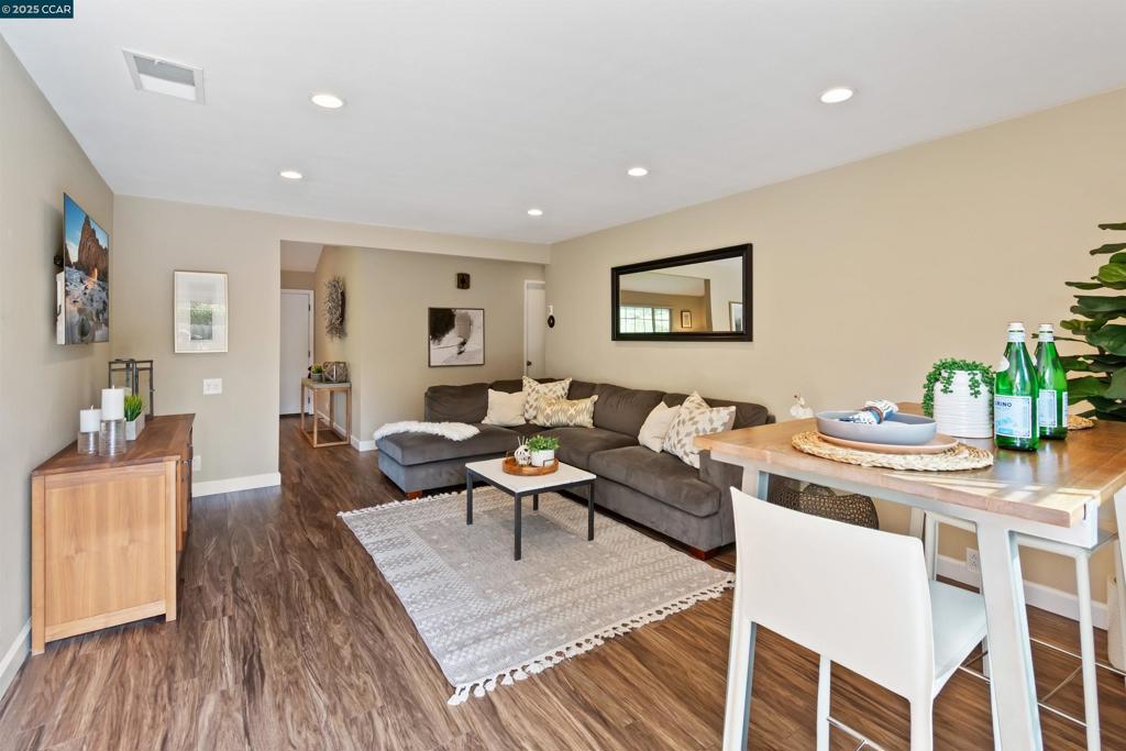 THE CROSSINGS - Residential