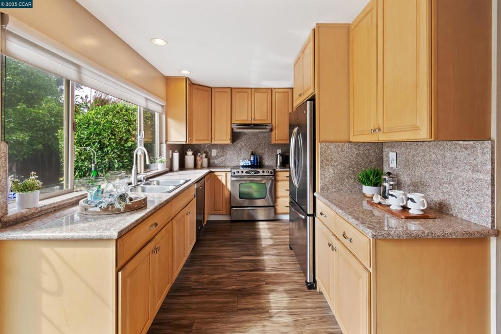 THE CROSSINGS - Residential