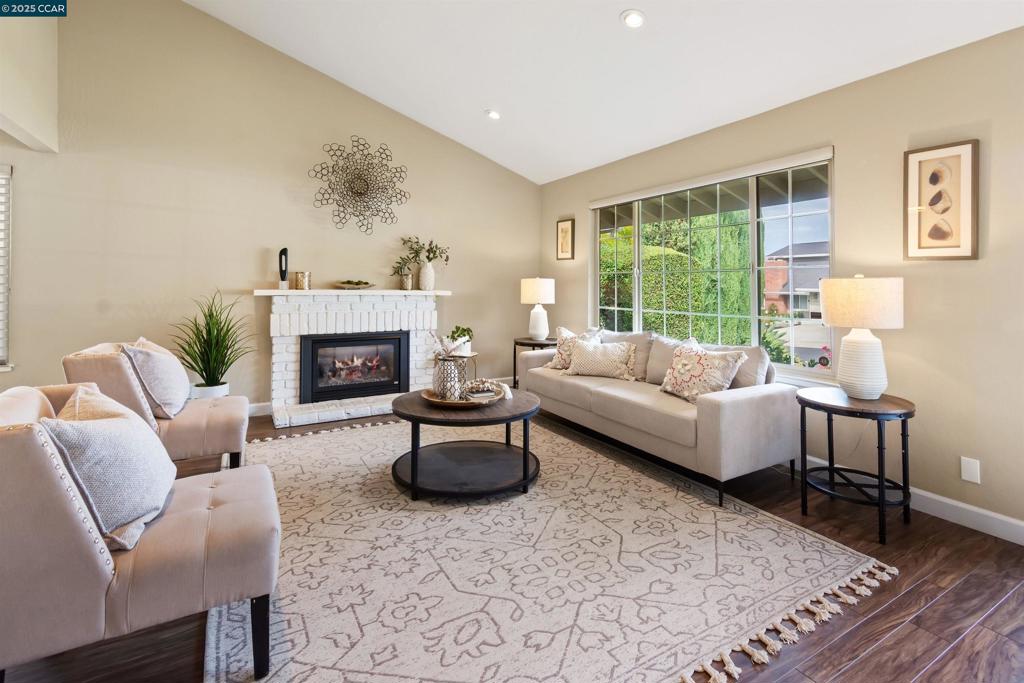 THE CROSSINGS - Residential