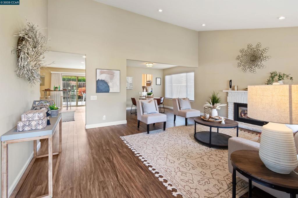 THE CROSSINGS - Residential