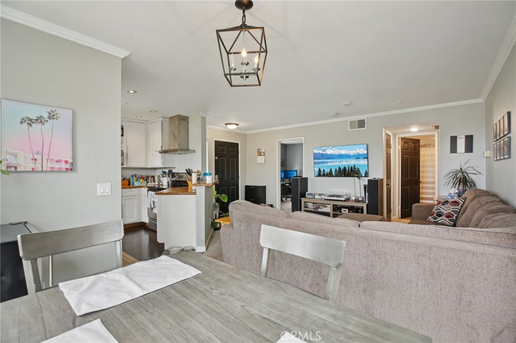 3408 Hathaway Avenue 301