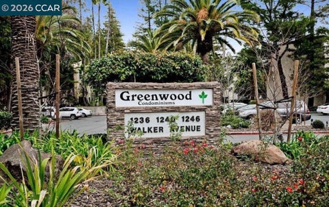 Photo of 1236 Walker Ave #105, Walnut Creek, CA 94596 (MLS # 41146754)