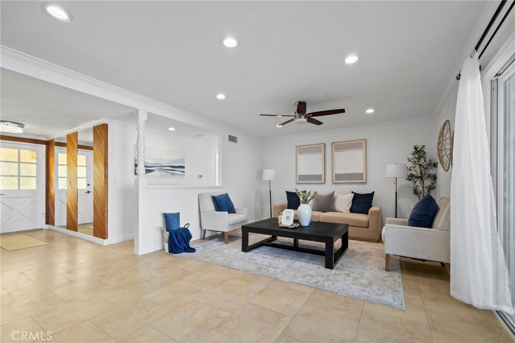 1338 N Albright