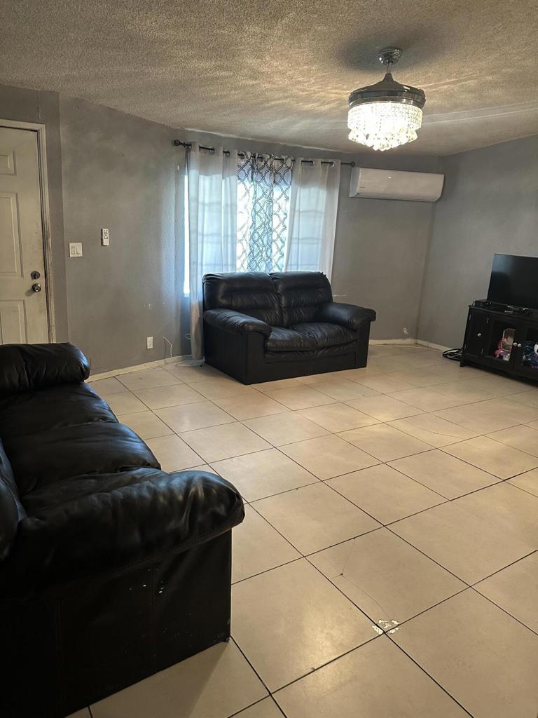 Vista Del Mar - Residential