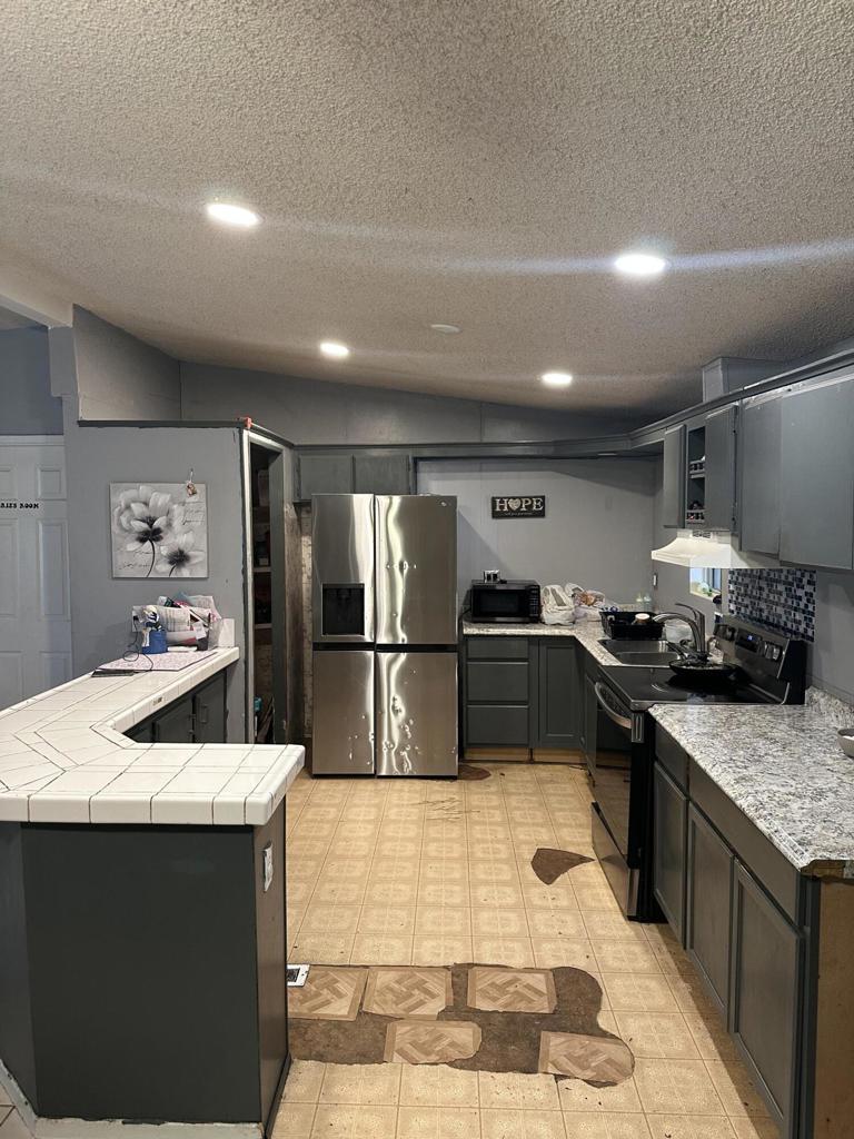 Vista Del Mar - Residential