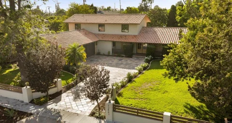 12441 La Bella Dr, North Tustin, CA 92705 - MLS#: PTP2605799