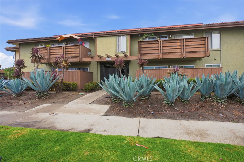 615 Fredricks 167