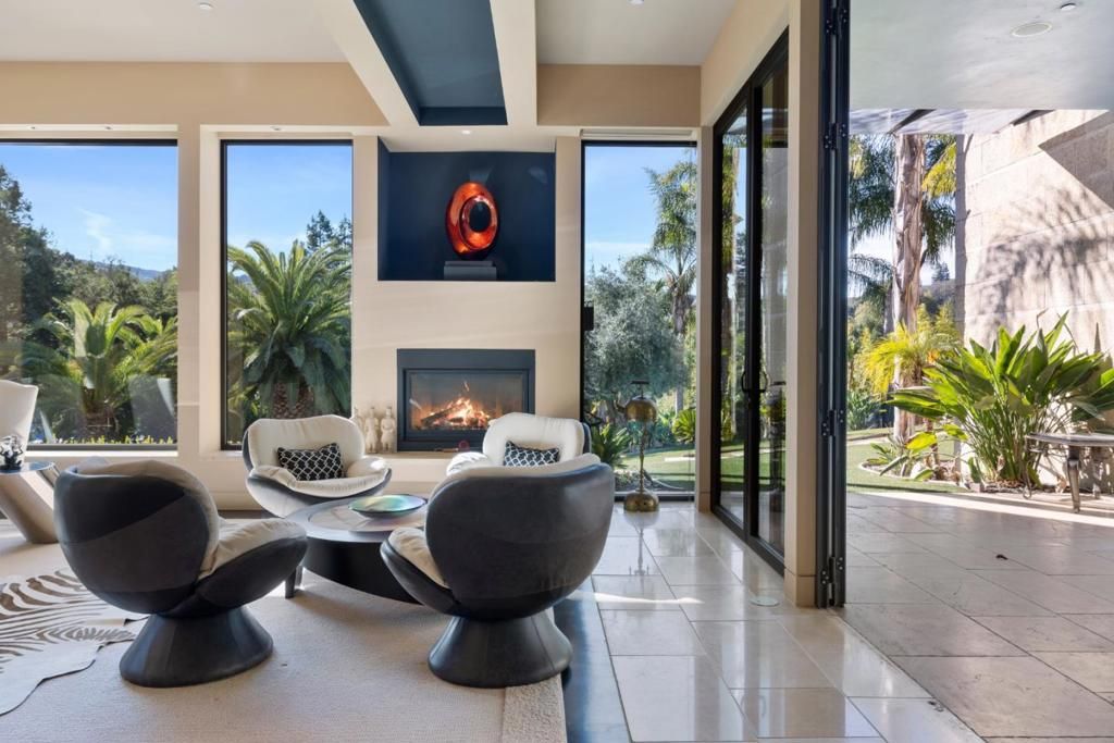 listing image 130724654584058080690
