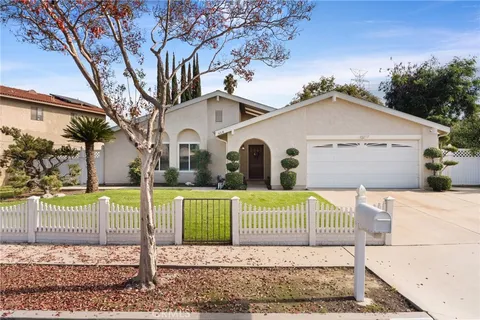 618 S Sally Lee Street, Azusa, CA 91702 - MLS#: SB25193073