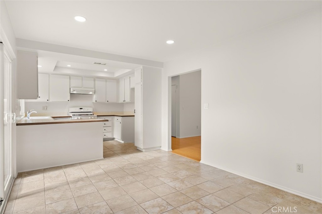 618 S Sally Lee Avenue