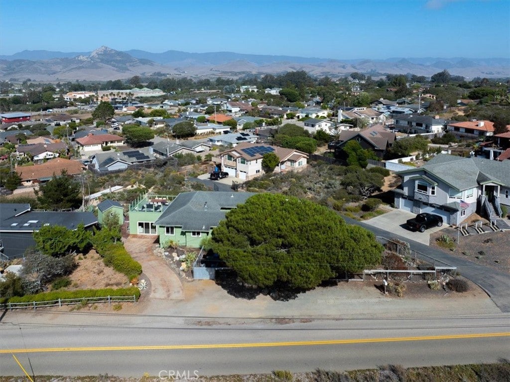 2460 Bayview Heights