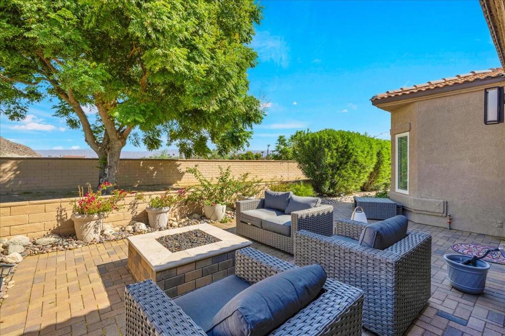 Laguna De La Paz - Residential Lease