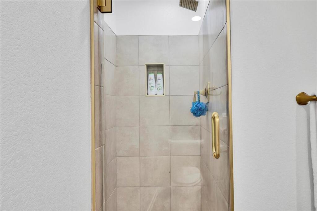 Laguna De La Paz - Residential Lease