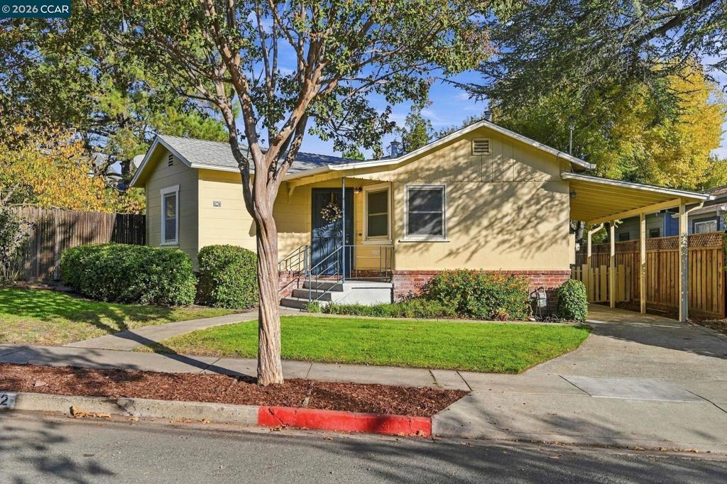 1942 Almond Ave AVE