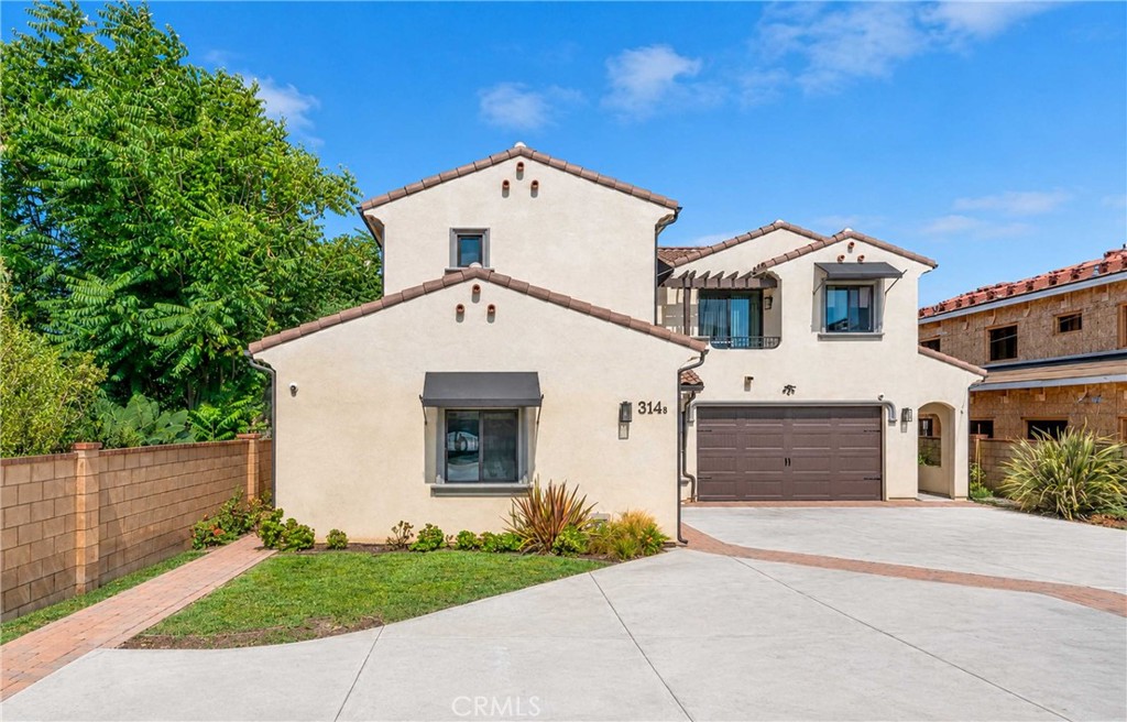 314 S Moore B