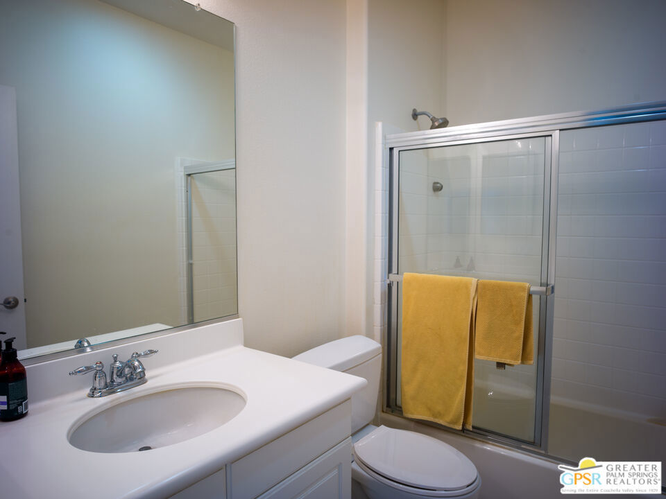 Four Seasons - Residential