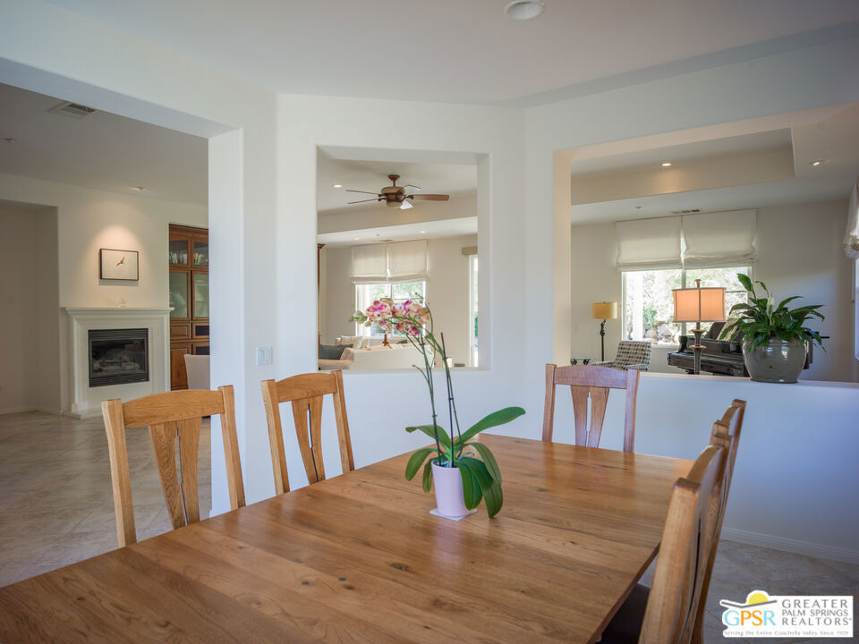 Four Seasons - Residential