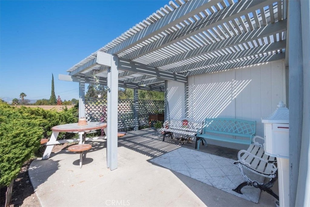 339 Quail Summit