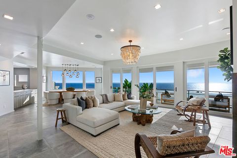 Photo of 31558 Victoria Point Road, Malibu, CA 90265 (MLS # 25619249)