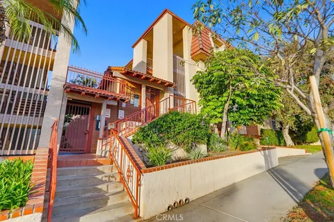 2101 E 21st St Unit 306, Signal Hill, CA 90755 - MLS#: PW26022812