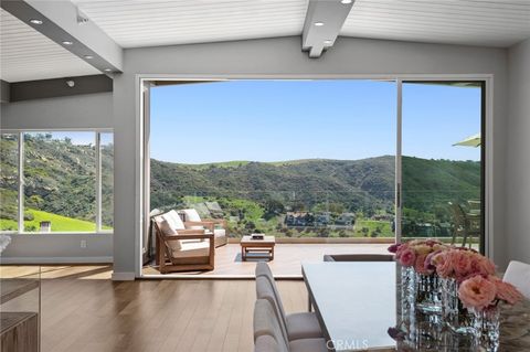 2085 Temple Hills Drive Laguna Beach CA 92651